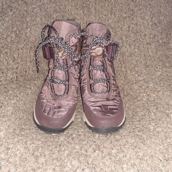 CHACO-Borealis Quilt Waterproof Boots-Plum/Burgundy-Size 6.5-Excellent - Picture 3 of 7
